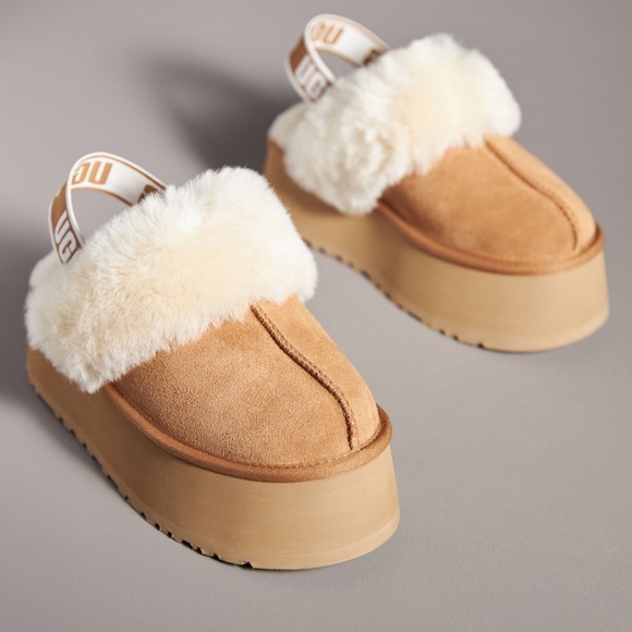 UGG Funkette - CHE - Picture 1 of 6